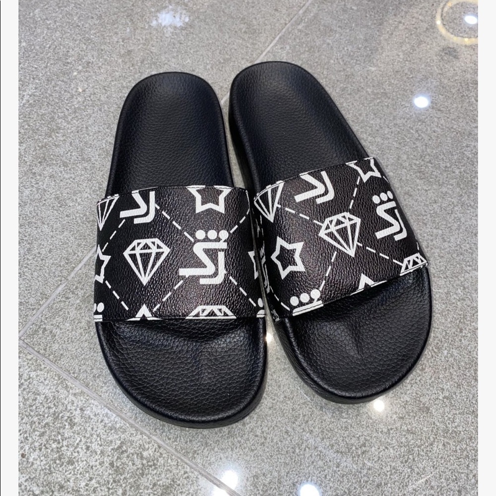Shane Justin Sandals